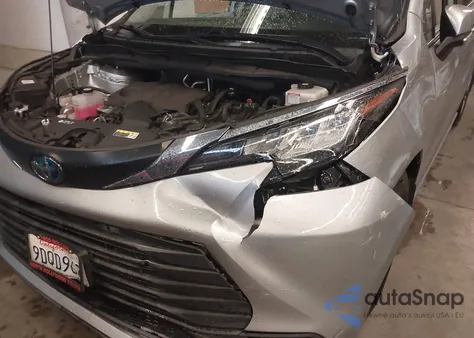 2022 Toyota Sienna Le z USA, uszkodzony, nr VIN 5TDBRKEC6NS132729